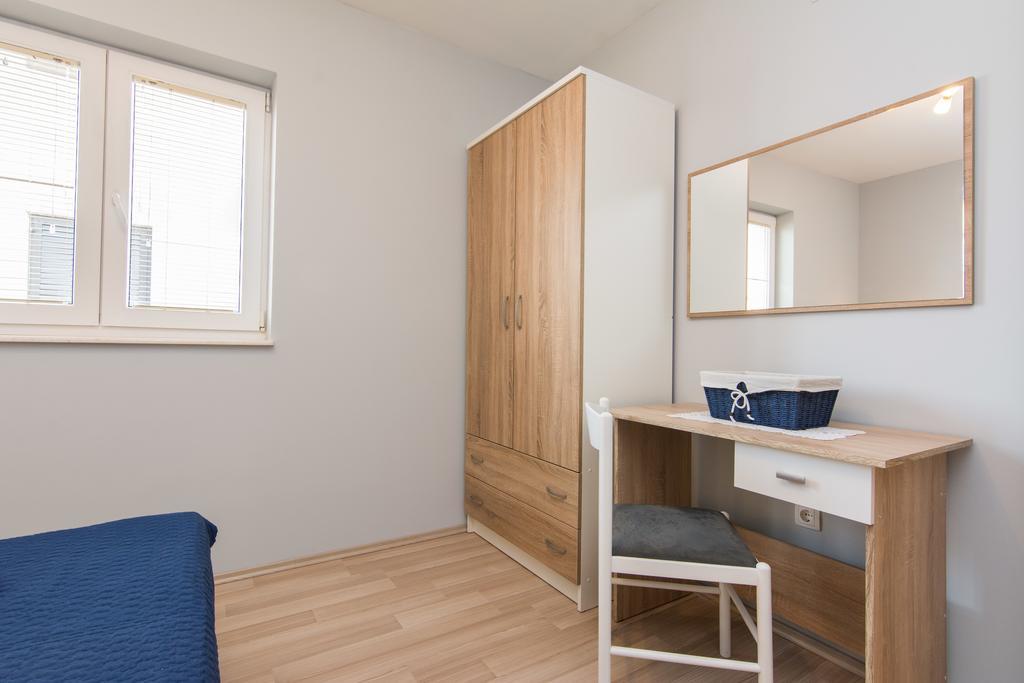 Apartments Mate Turanj Luaran gambar